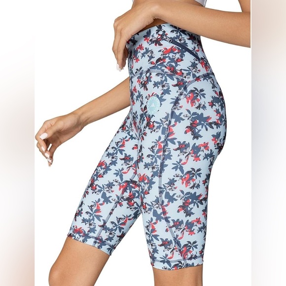 adidas by Stella McCartney TruePurpose floral-print cycling shorts – Blue - Picture 7 of 10